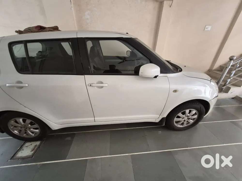 Swift Maruti Suzuki 2011 Car