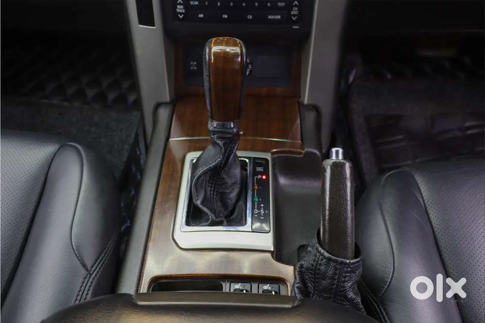 Toyota Land Cruiser Prado Vx L, 2011, Diesel
