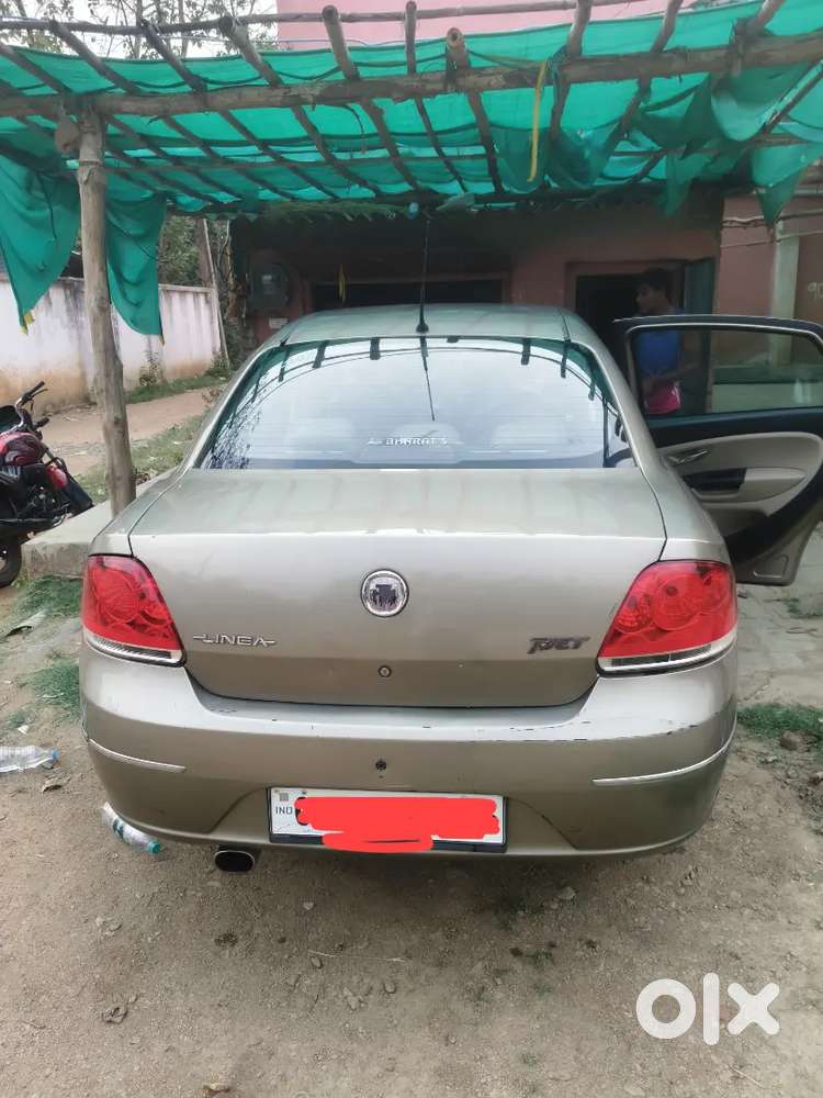 Fiat Linea 2011 Petrol 76000 Km Driven