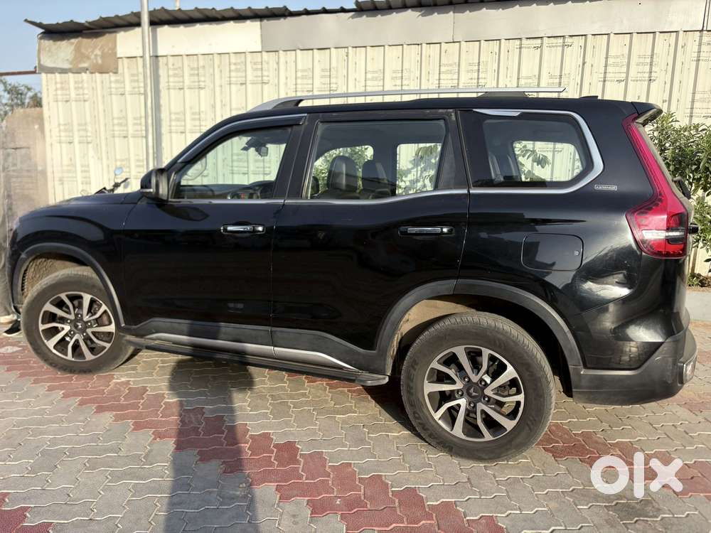 Mahindra Scorpio N Z8 Diesel At 2wd 7 Str, 2023, Diesel