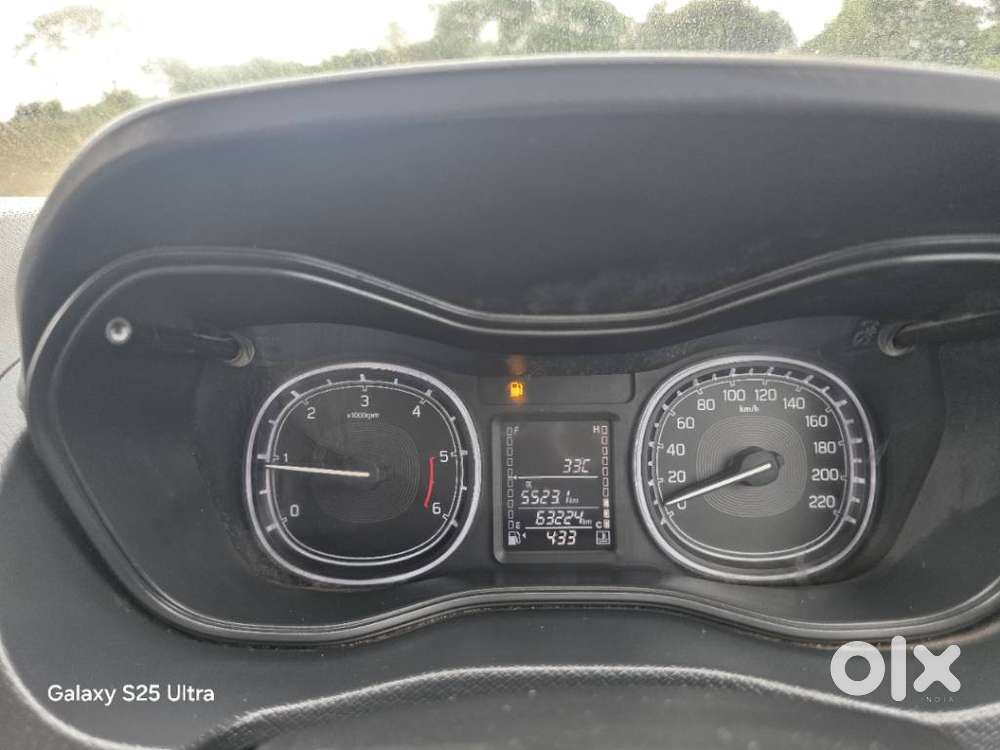 Maruti Suzuki Brezza Zdi+ Dual Tone, 2016, Diesel