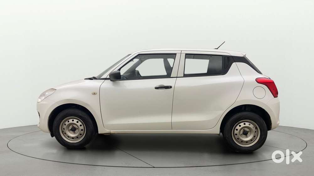 Maruti Suzuki Swift Vvt Lxi, 2022, Petrol