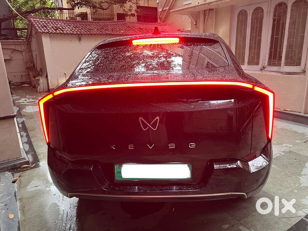 Mahindra Xev 9e Pack Three (top Model), 2025, Electric