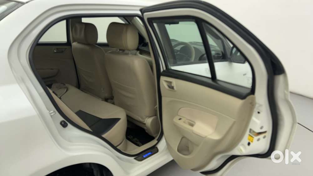 Maruti Suzuki Swift Dzire Vxi At, 2015, Petrol