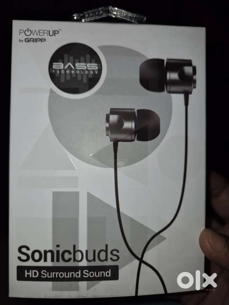 Wired earphones New piece