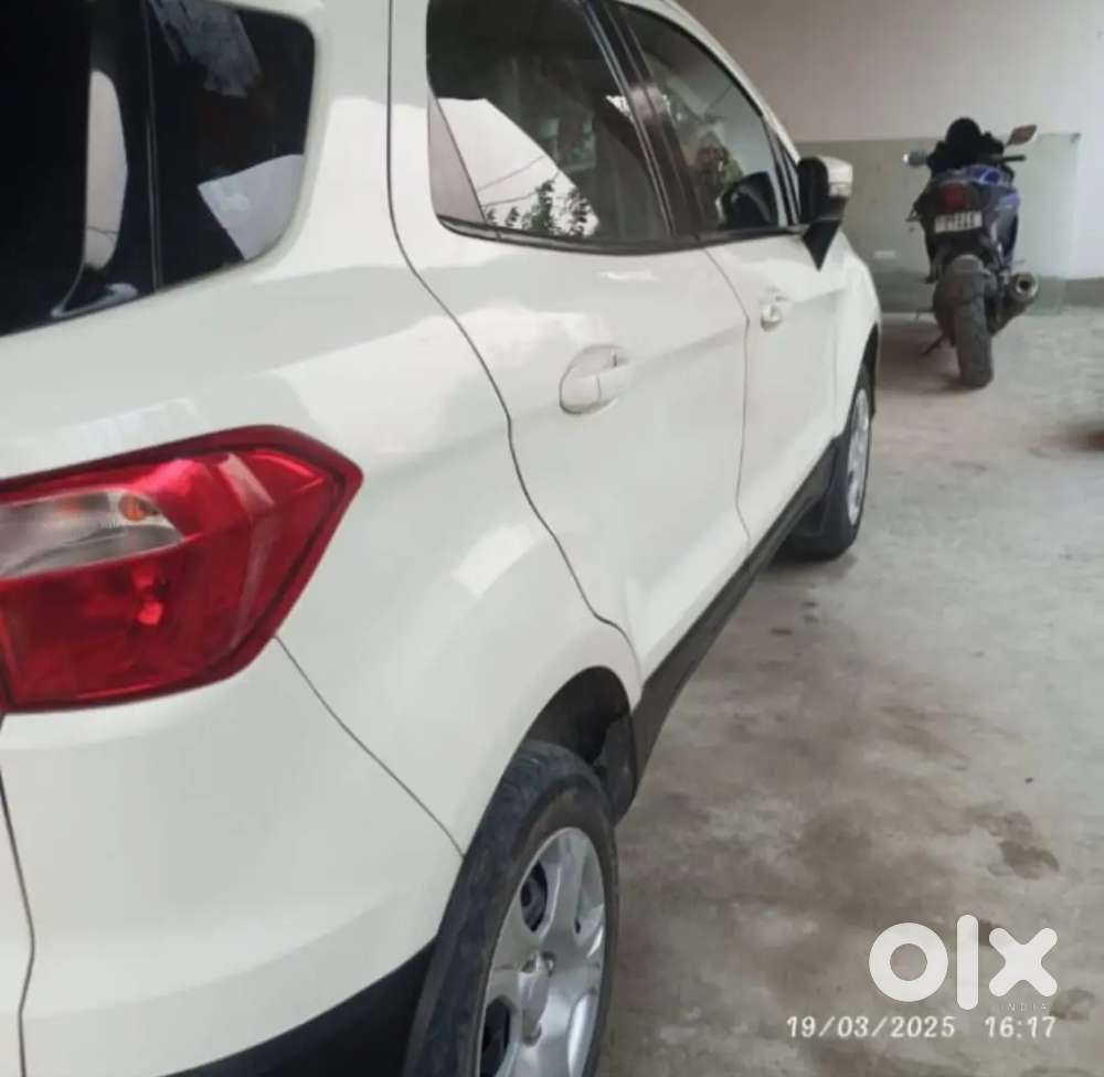 Ford Ecosport 2016 Petrol 35000 Km Driven