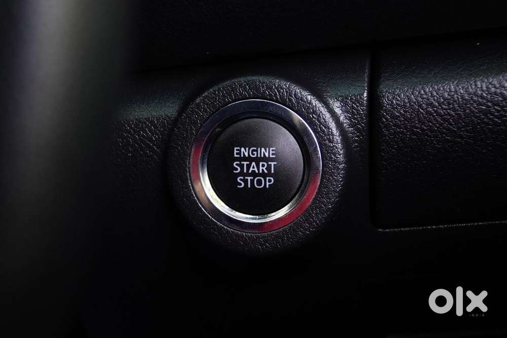 Toyota Fortuner 4x2 At 2.7 Petrol, 2023, Petrol
