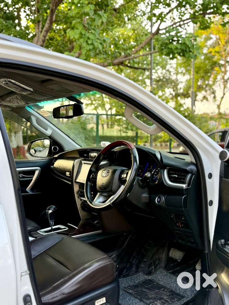 Toyota Fortuner 4x2 At 2.8 Diesel, 2019, Diesel