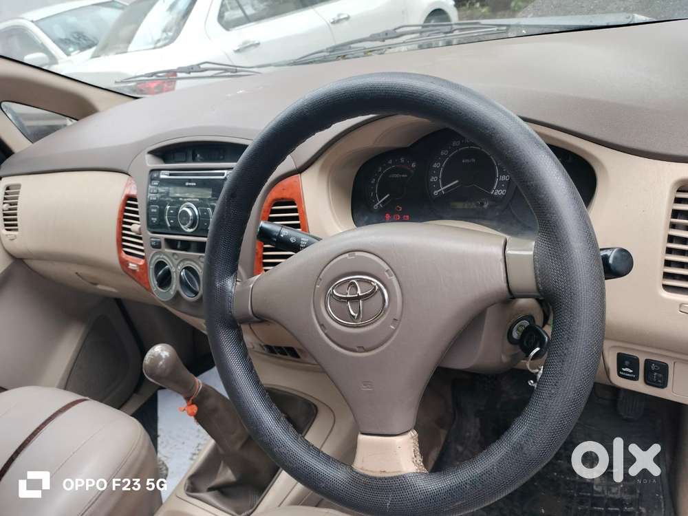 Toyota Innova 2.5 G (diesel) 7 Seater Bs Iv, 2009, Diesel