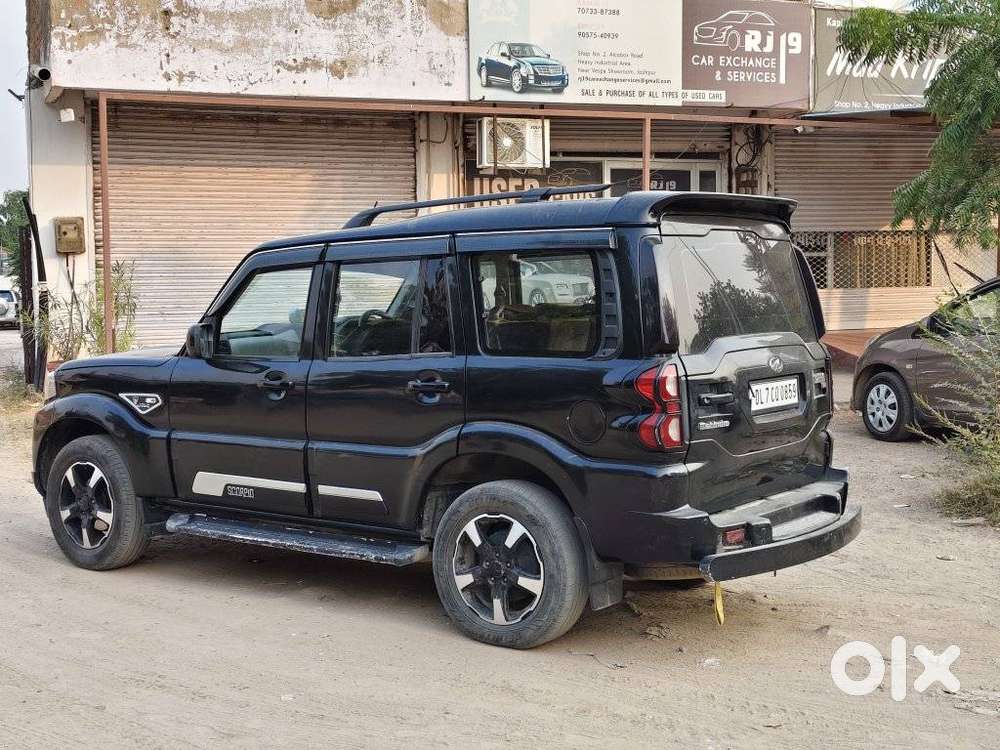 Mahindra Scorpio S10, 2017, Diesel
