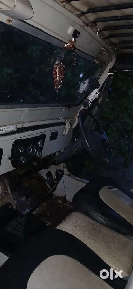 Mahindra Jeep 2006