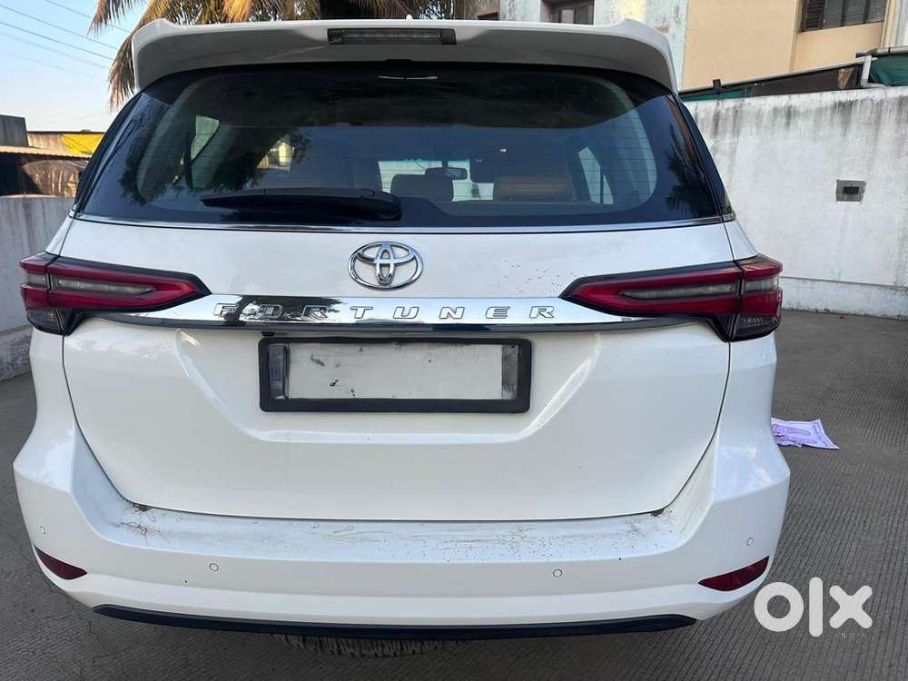 Toyota Fortuner 2022 Diesel 75000 Km Driven