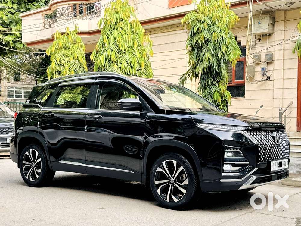 Mg Hector Plus Sharp Pro 1.5 Turbo Petrol Cvt 7 Str, 2025, Petrol