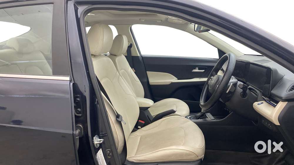 Hyundai Verna 1.5 Sx (o) Vtvt Ivt, 2023, Petrol