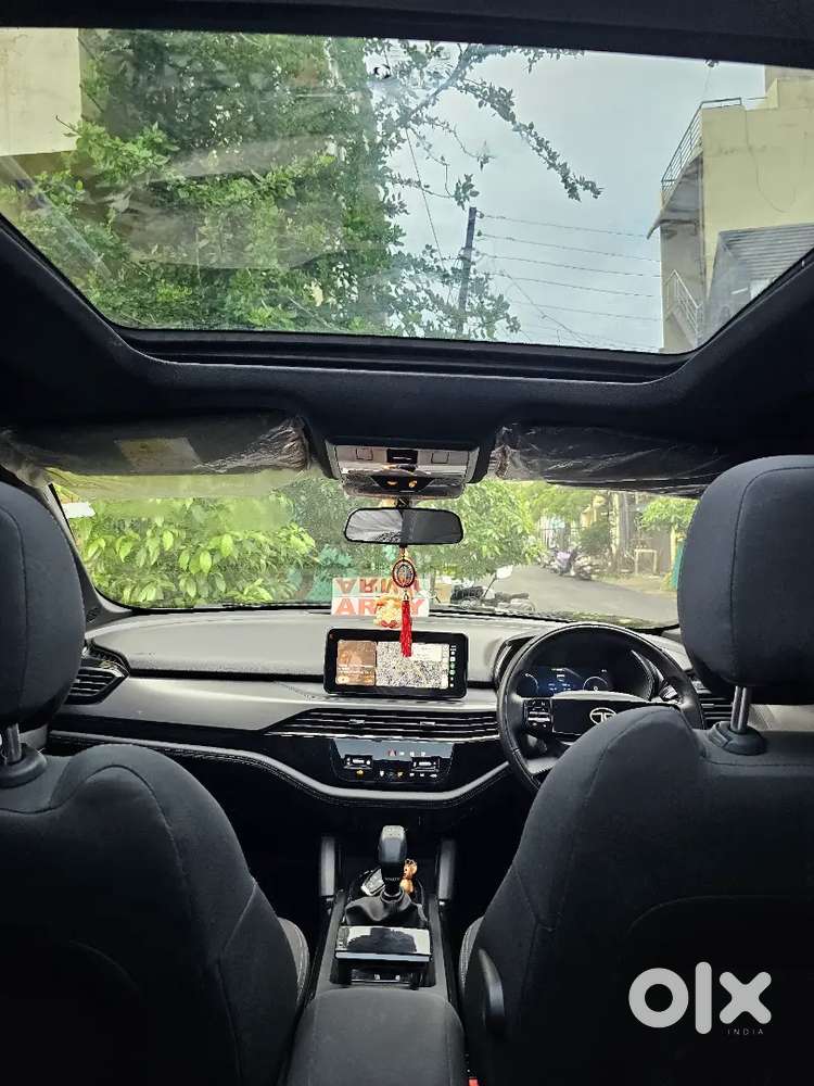 Tata Safari Dark Plus Nov 2025 Edition