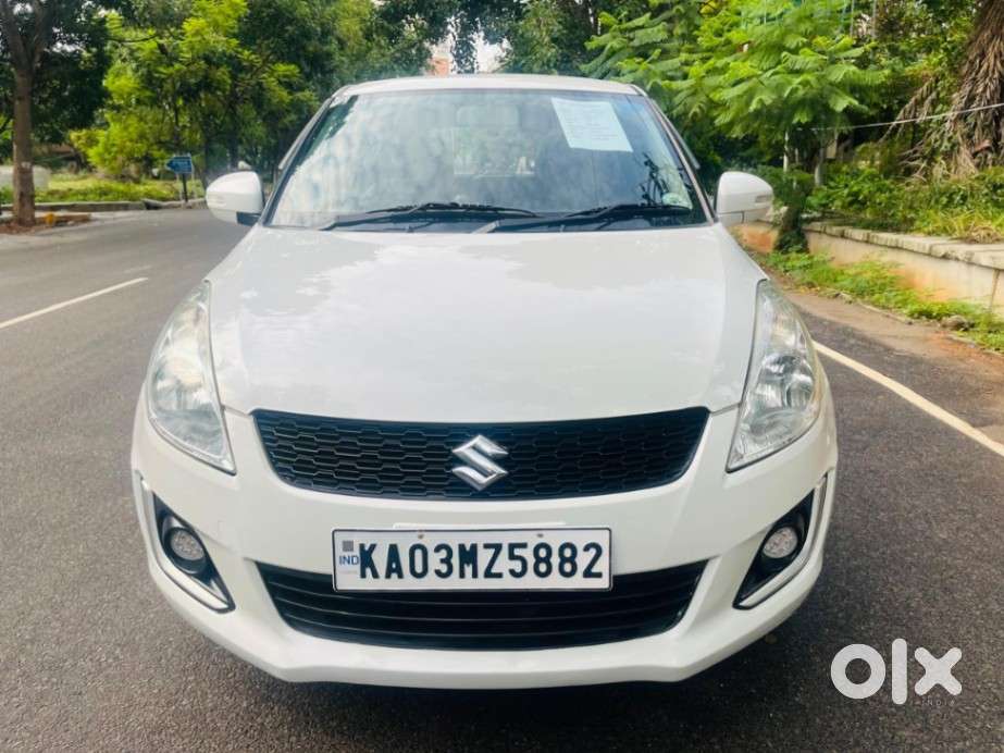 Maruti Suzuki Swift Vxi Optional, 2017, Petrol