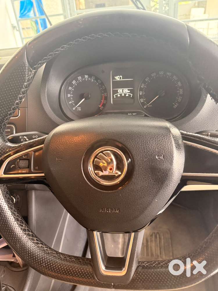 Skoda Rapid Onyx 2018
