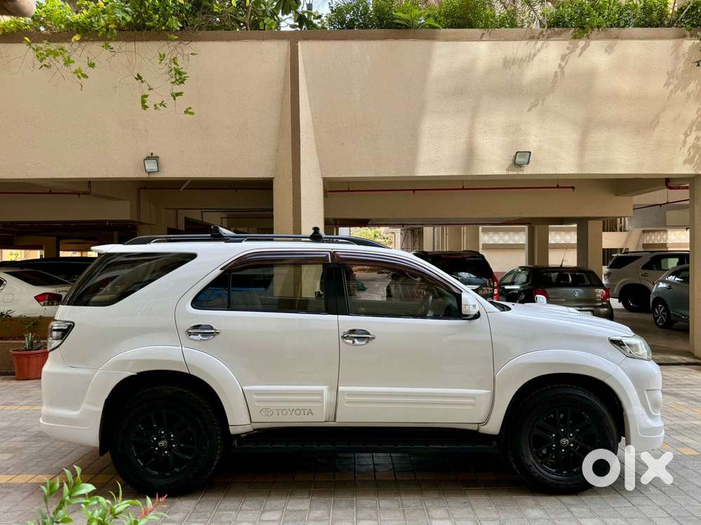 Toyota Fortuner 3.0 4x2 Automatic, 2012, Diesel
