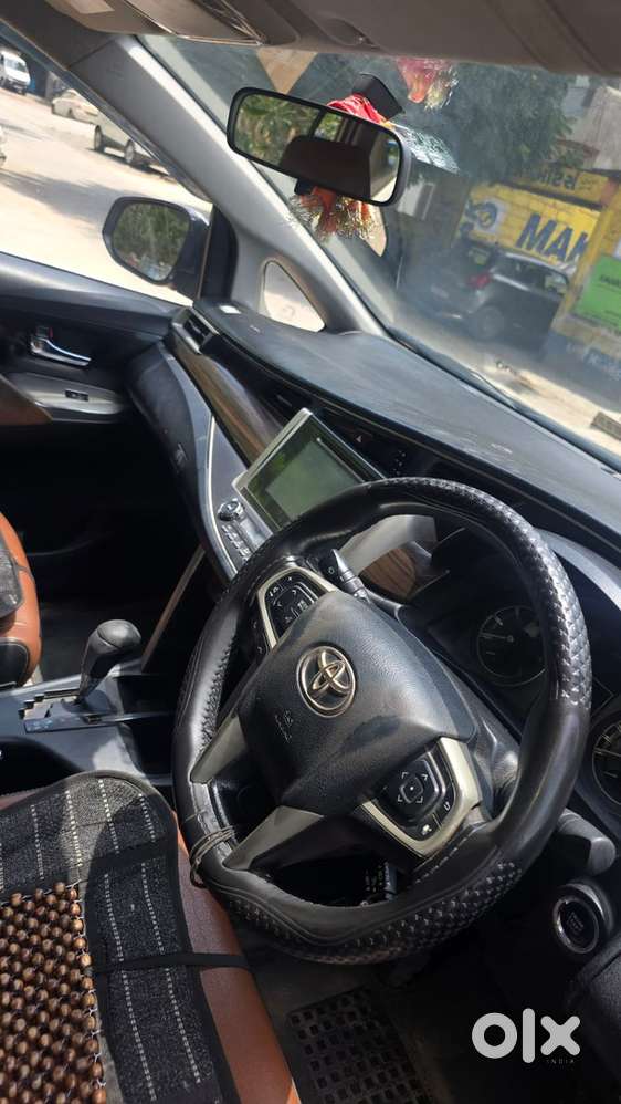 Toyota Innova Crysta Diesel 2016