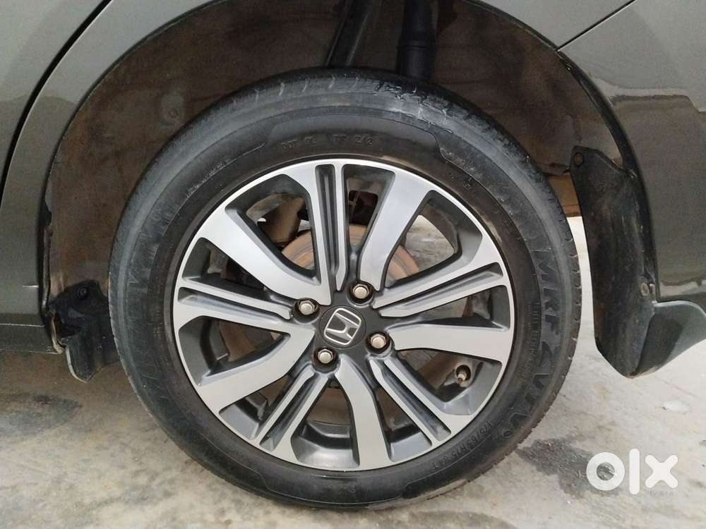 Honda Amaze Vx 1.2 Petrol Cvt, 2022, Petrol