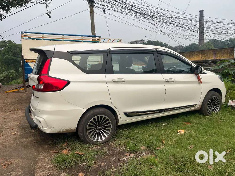 Maruti Suzuki Ertiga Vxi Petrol 2025