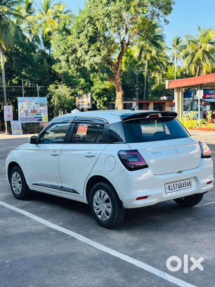 Maruti Suzuki Swift 1.2 Vxi (o), 2024, Petrol