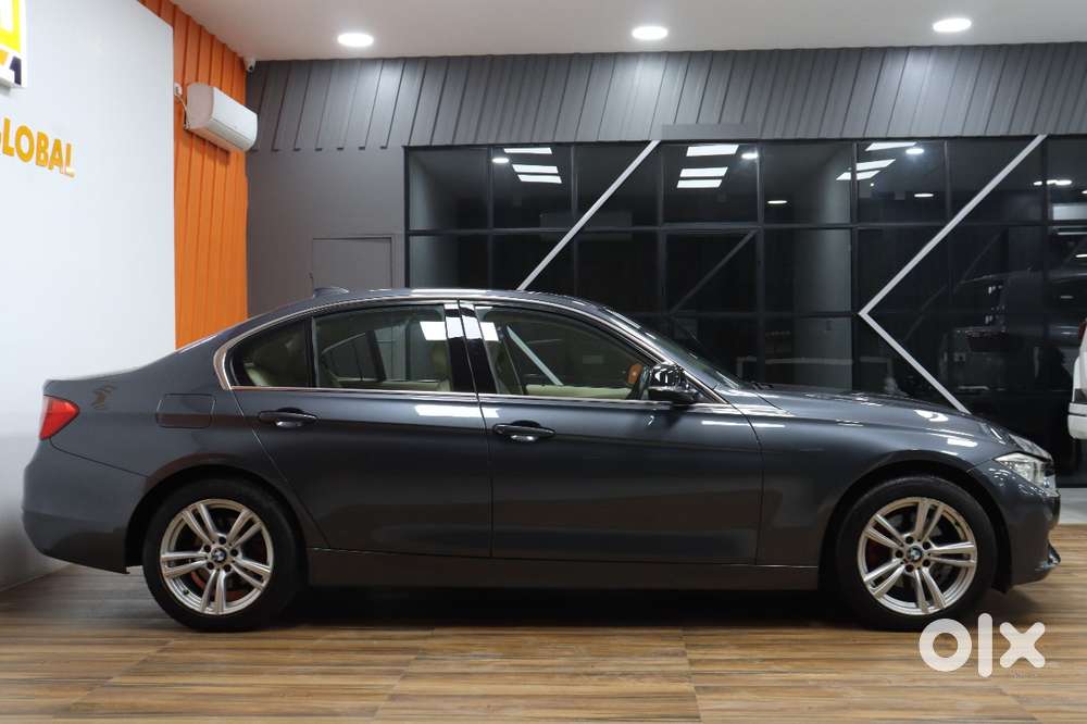 Bmw 3 Series 2.0 320d Luxury Line, 2012