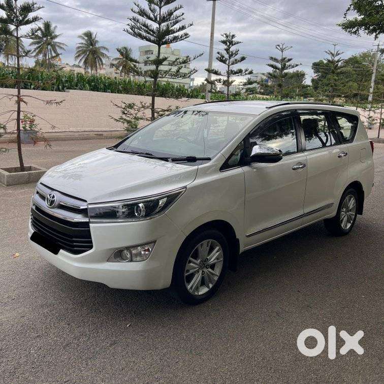 Toyota Innova Crysta 2.8z Automatic, 2018, Diesel