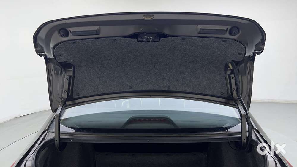 Honda City I-vtec V, 2022, Petrol