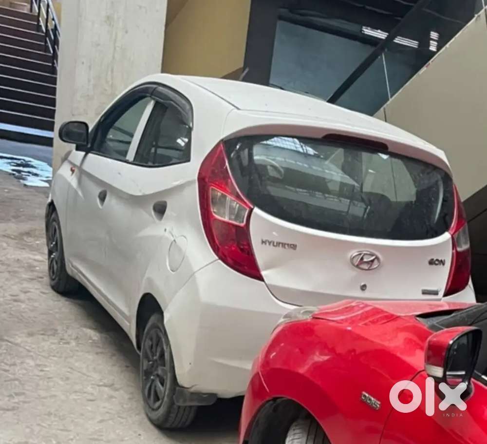 Hyundai Eon 2012 Petrol Well Maintained