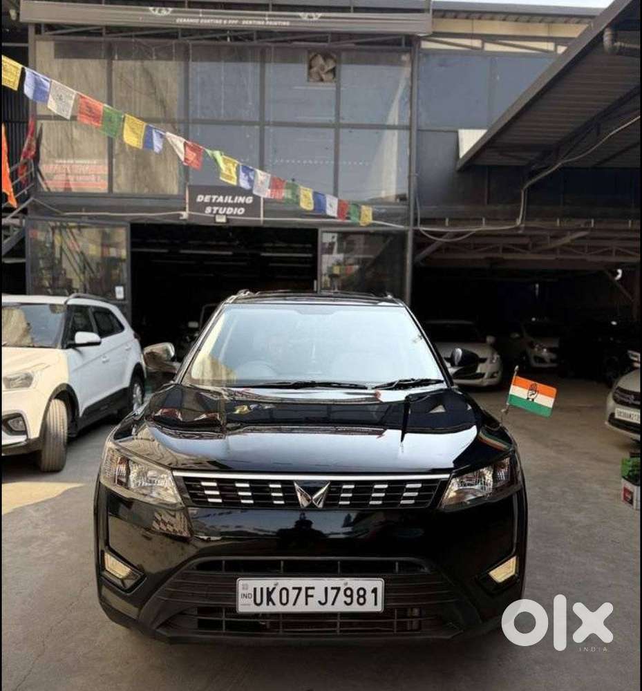 Mahindra Xuv300 W6, 2023, Petrol