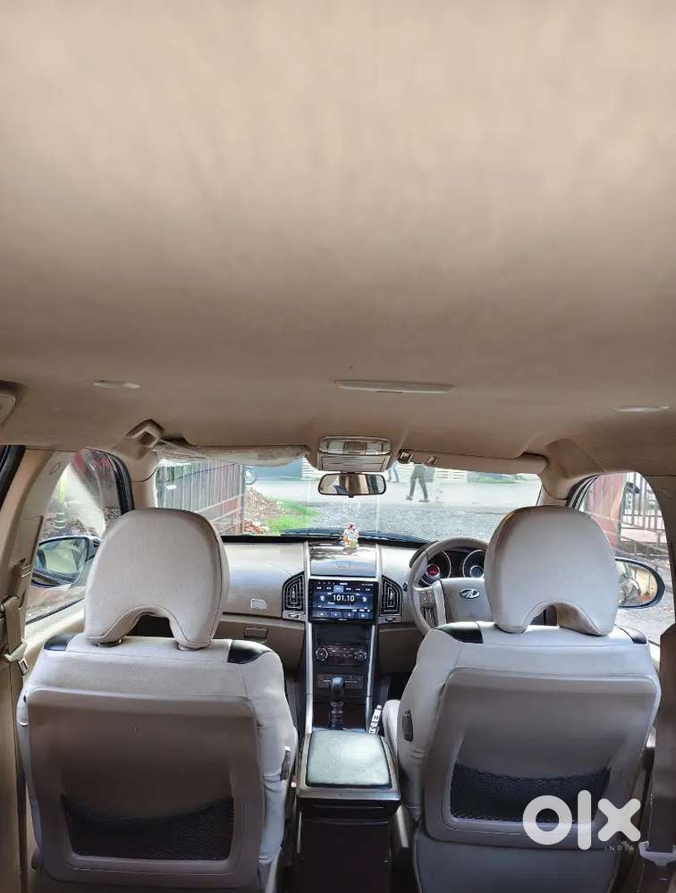 Mahindra Xuv500 Diesel W6, 2014 June, Black Colour, Showroom Condition