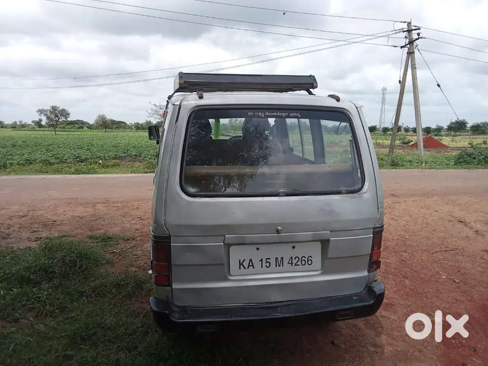Maruti Suzuki Omni 2011