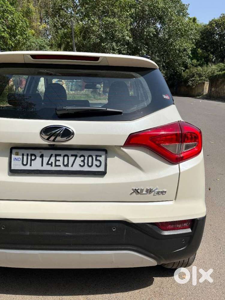 Mahindra Xuv300 W8, 2021, Petrol