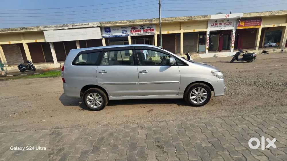 Toyota Innova 2013 Diesel Well Maintained