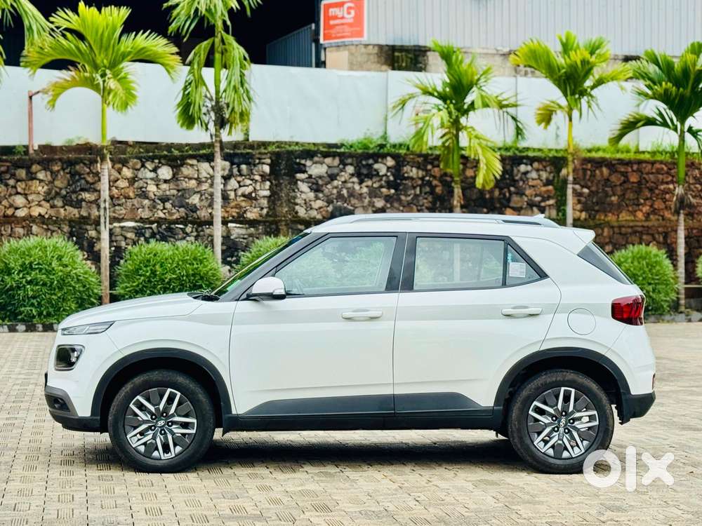 Hyundai Venue 1.0l Turbo Gdi Sx Mt, 2022, Petrol