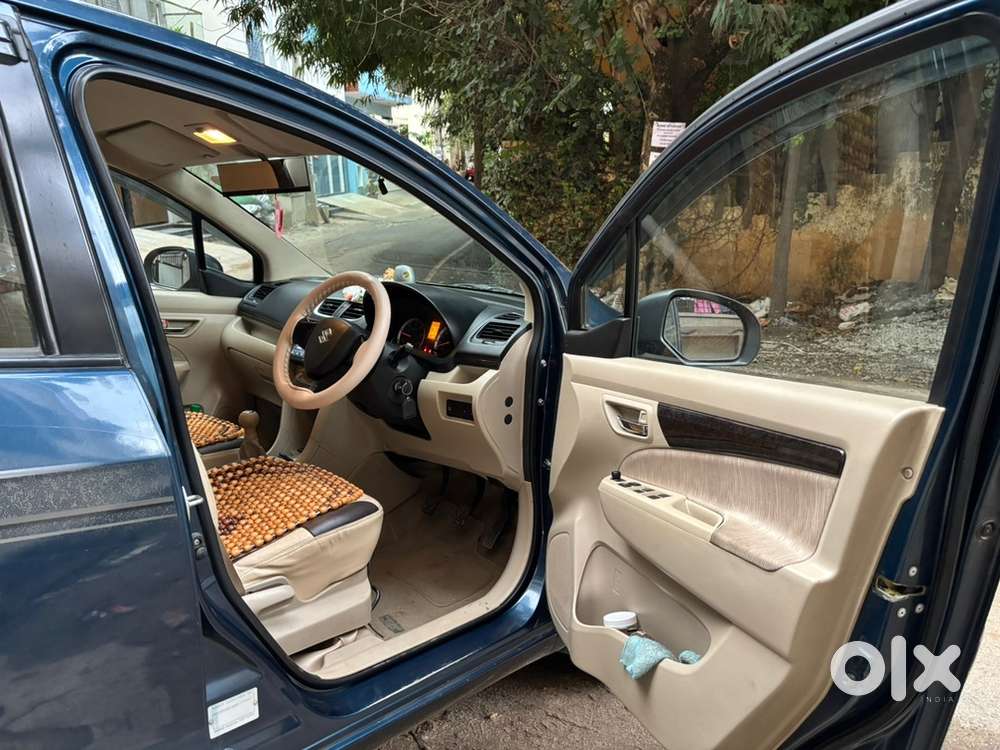 Maruti Suzuki Ertiga Diesel 2014 Anniversary Edition