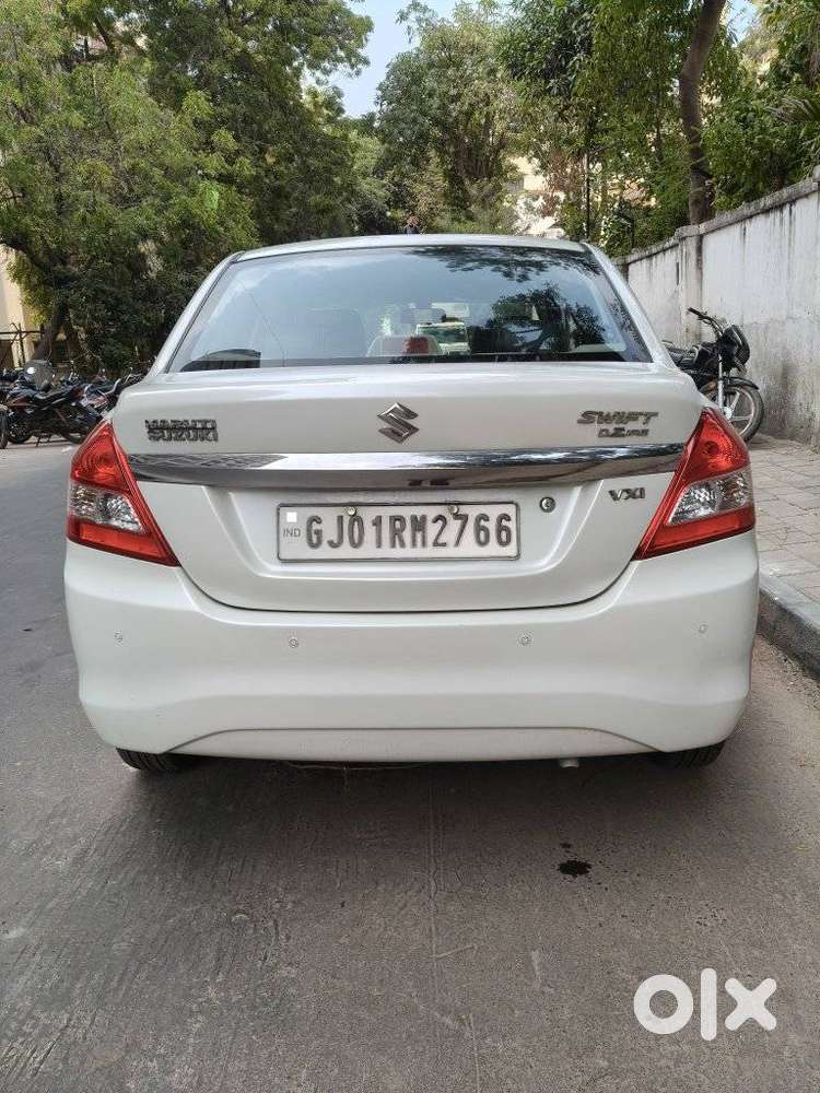 Maruti Suzuki Swift Dzire 1.2 Vxi Bsiv, 2015, Petrol