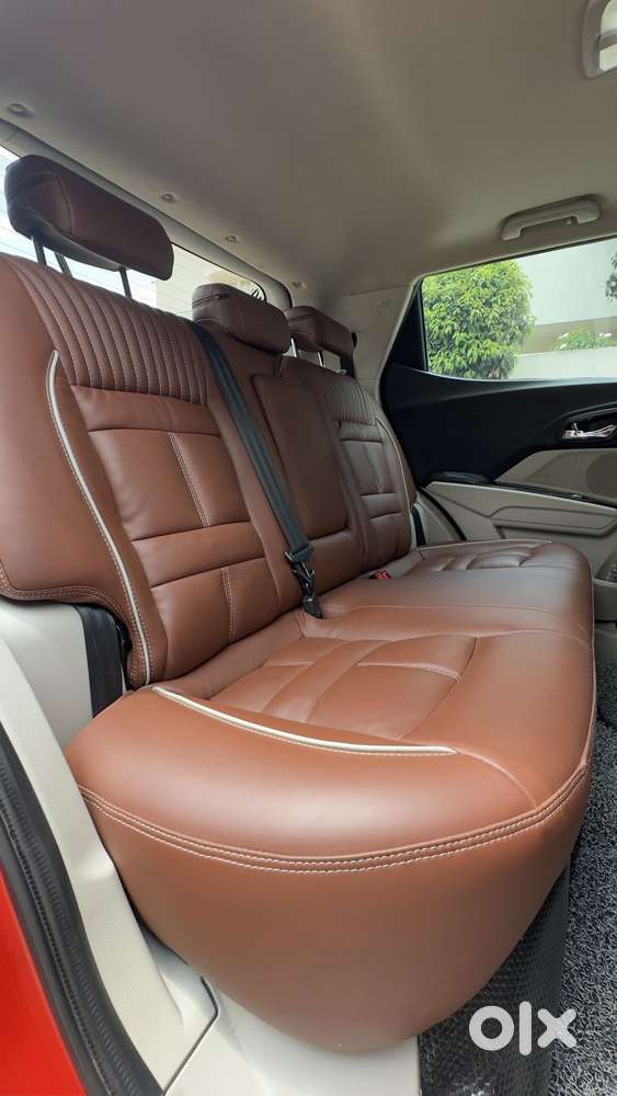 Mahindra Xuv300 W8 Option, 2019, Petrol
