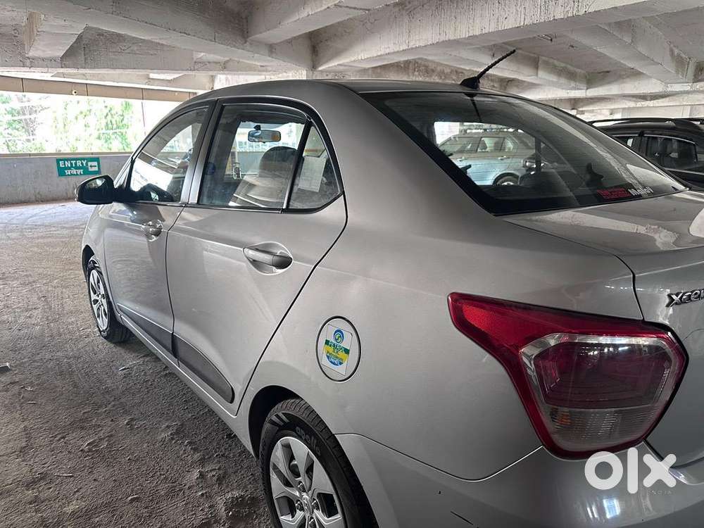 Hyundai Xcent 2015 Petrol Excellent Condition
