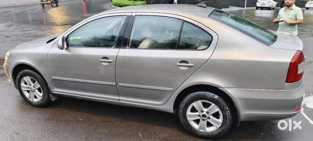 Skoda Laura Ambition 2012