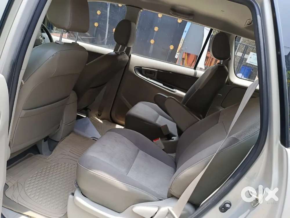 Toyota Innova 2013 Diesel Well Maintained
