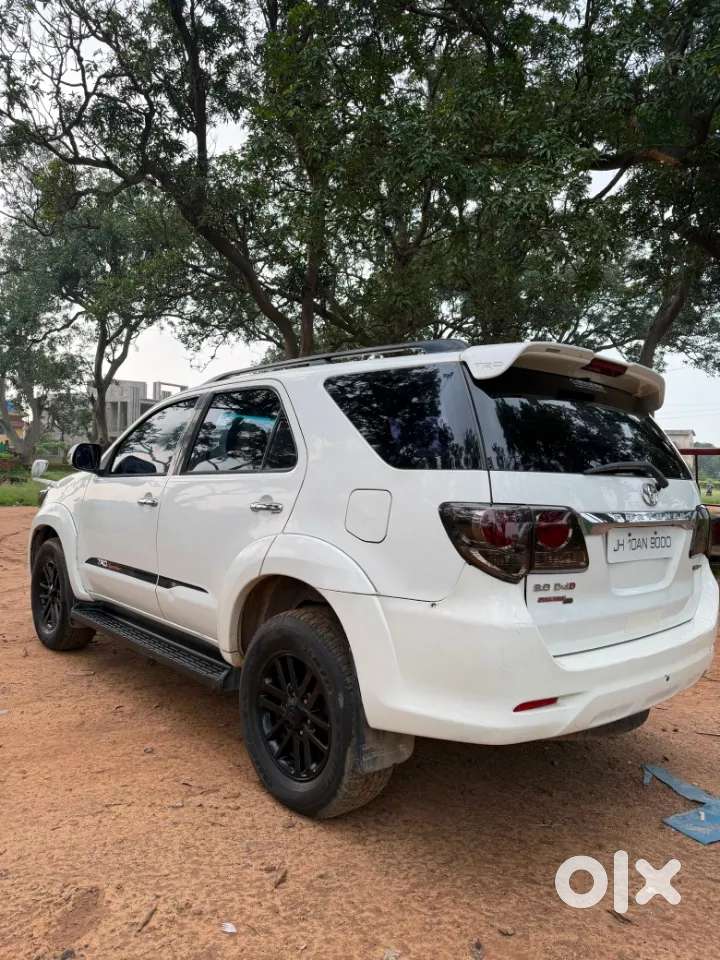 Toyota Fortuner, 2014, Diesel