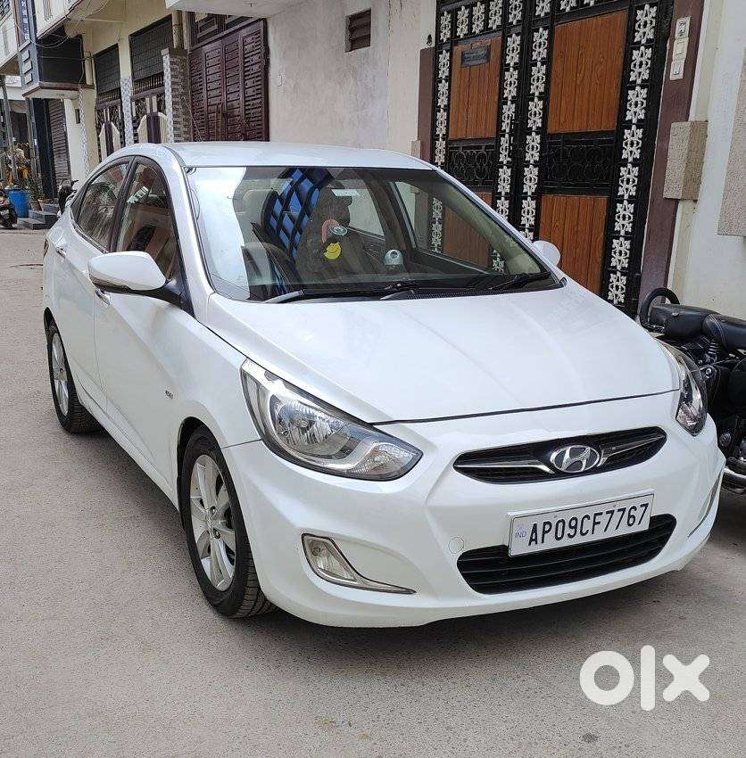Hyundai Verna Fluidic 1.6 Crdi Sx Opt, 2011, Diesel
