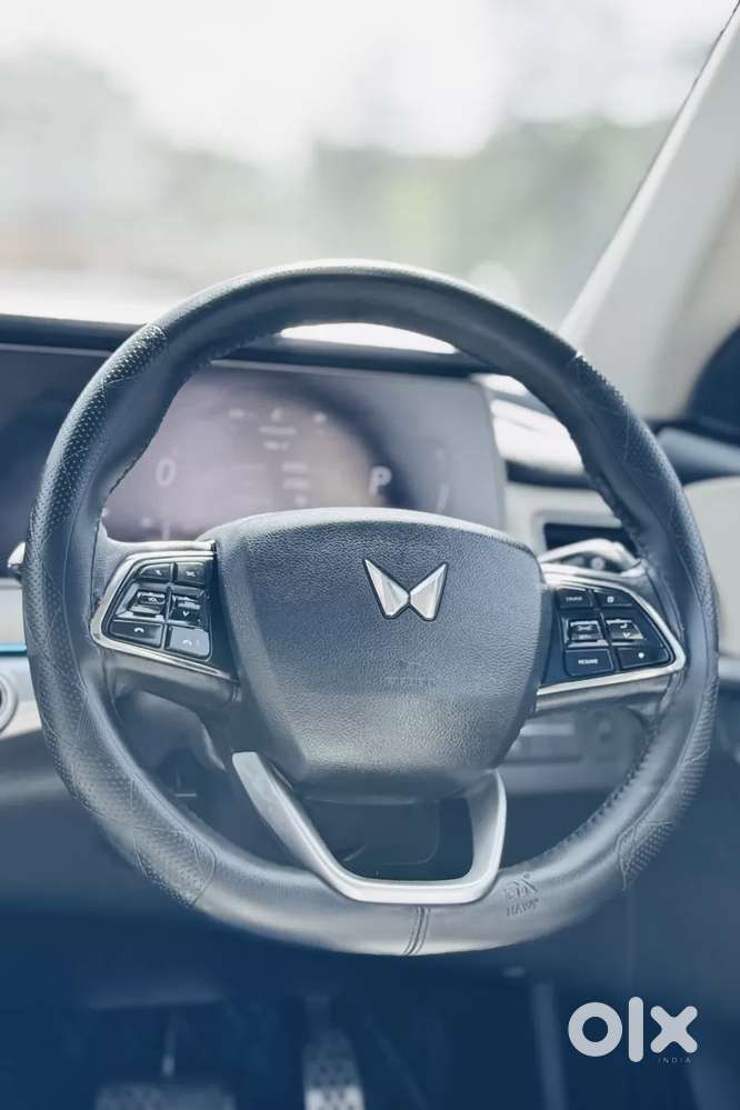 Mahindra Xuv700, 2025, Diesel