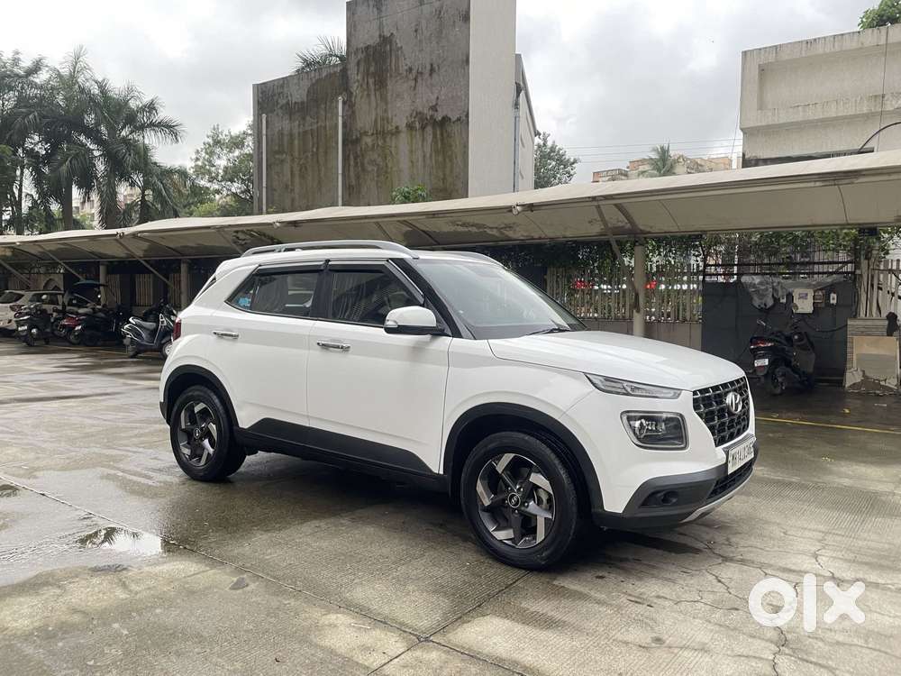 Hyundai Venue Sx (o) Mt 1.5 Diesel, 2022, Diesel