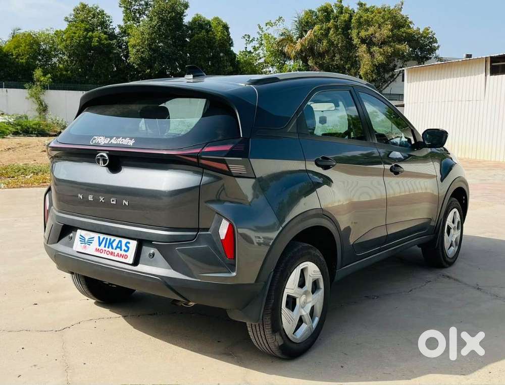 Tata Nexon Pure 1.2 S Revotron Petrol 6 Mt, 2024, Petrol