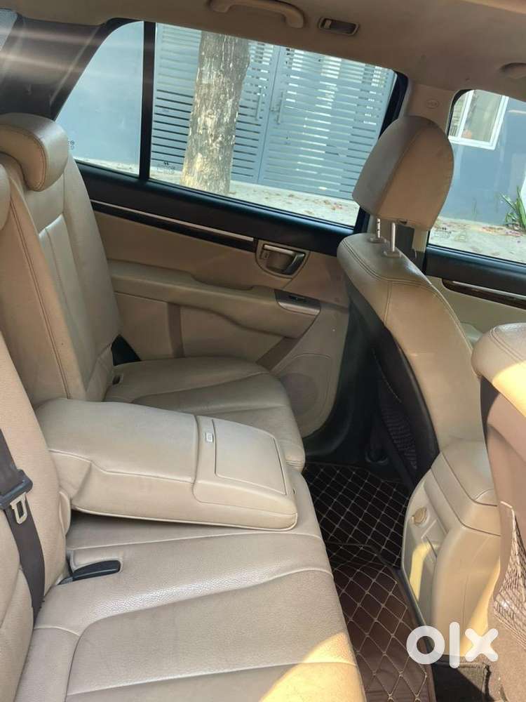 Hyundai Santa Fe 2011