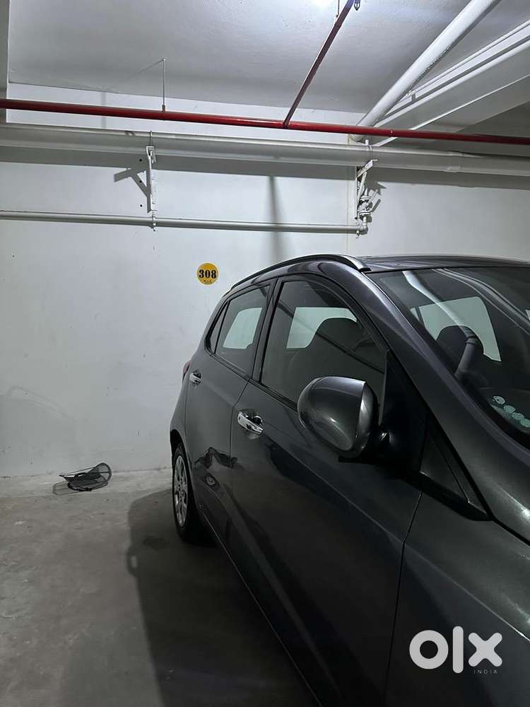 Hyundai Petrol Manual 2014 Negotiable Price