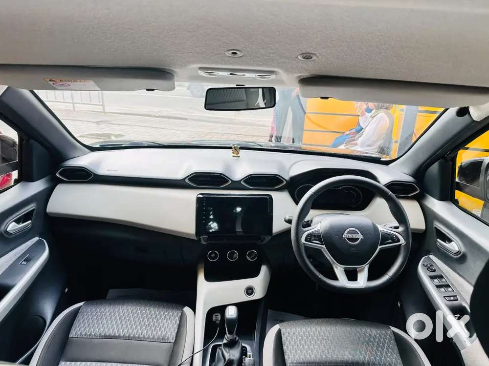 Nissan Magnite Cvt 2025 // Low Run 1 // Yr Old